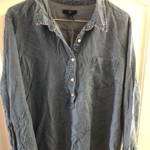 GAP shirt size XL NWOT